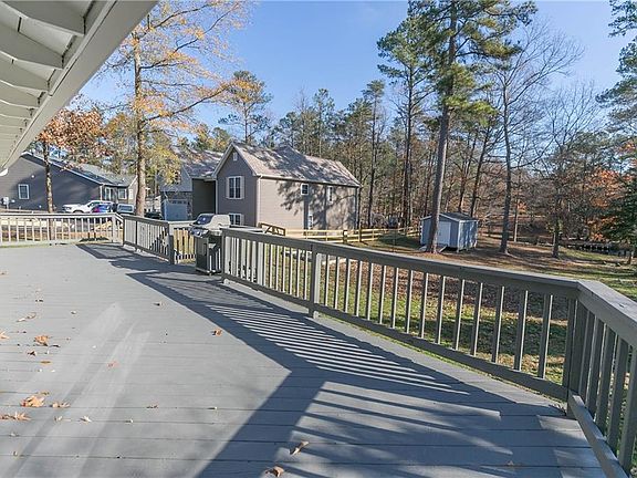 4th image of 808 Lake Caroline Dr