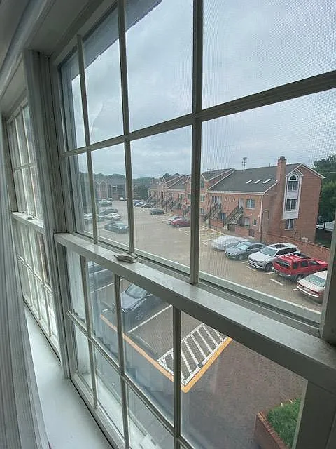 Building Photo 5