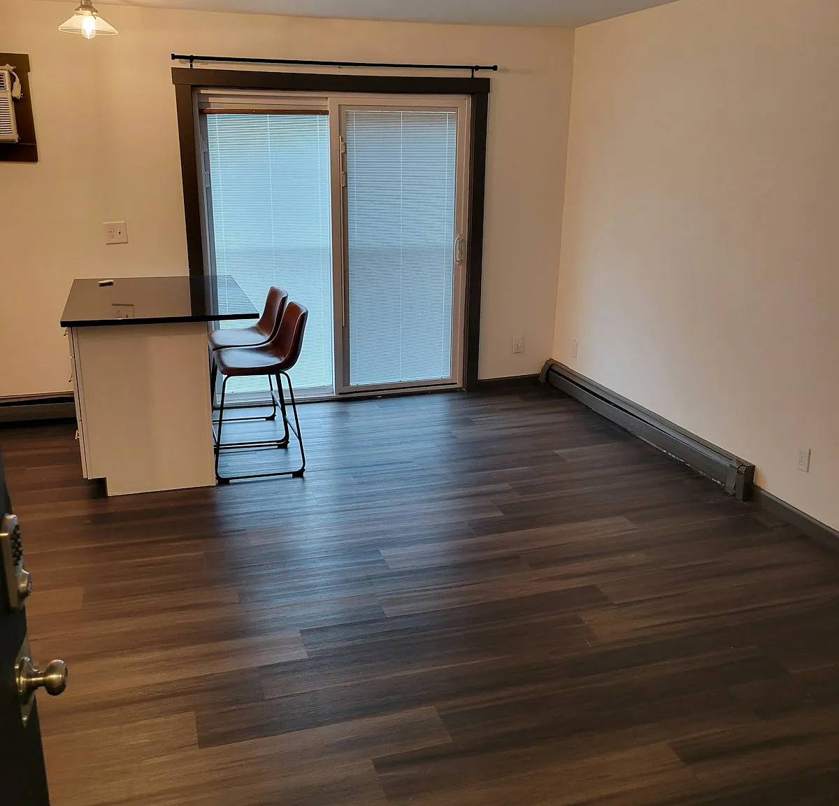 421 College Avenue, Unit 201 — Photo 2