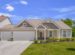 3045 Braeburn, Columbus, IN 47201