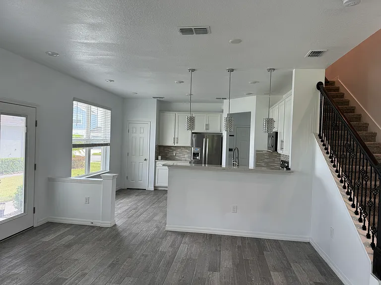 3587 Plainview Dr — Photo 39