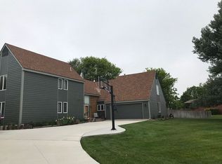 1489 Road R3, Lakin, KS 67860