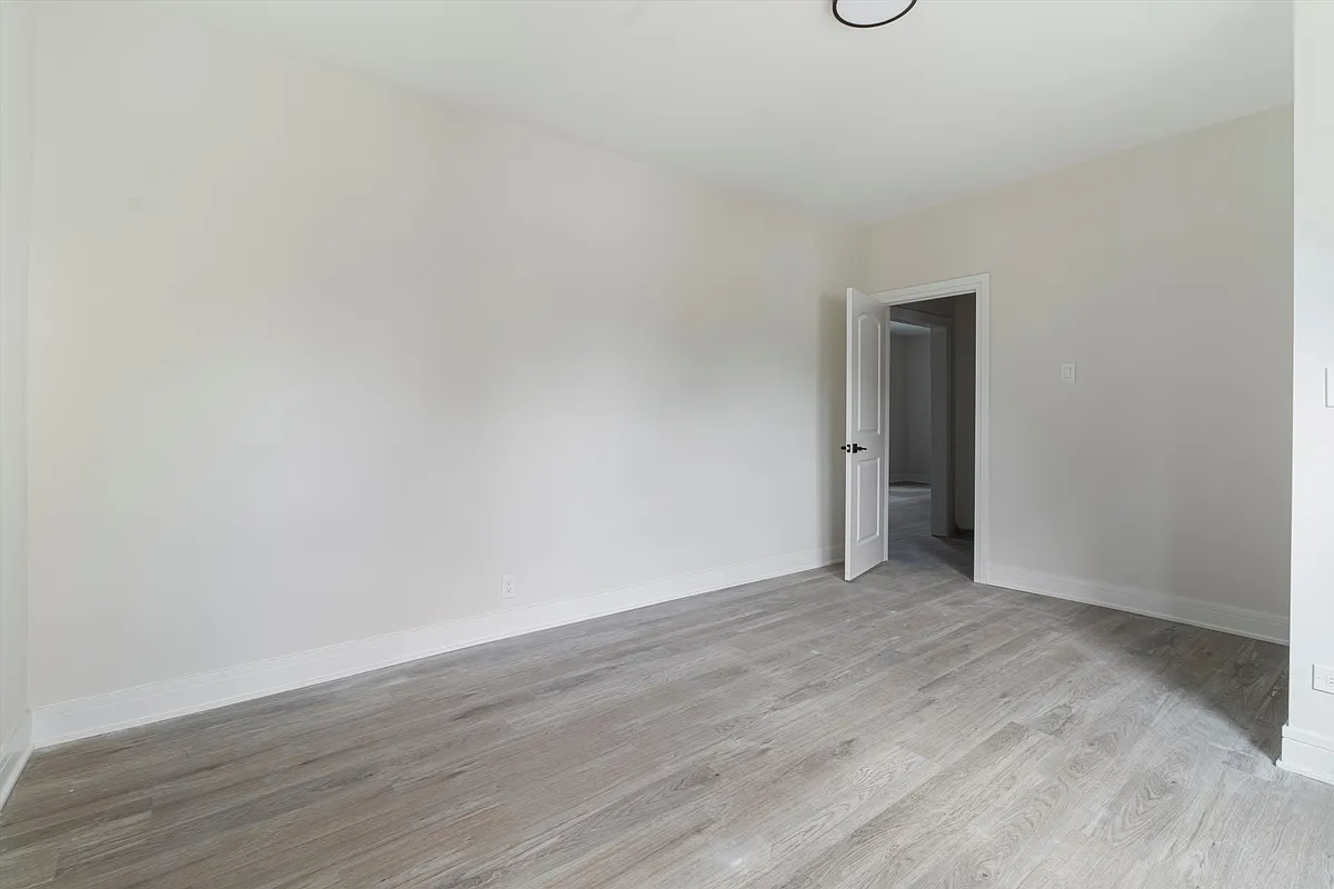 Building Photo - 632 N Homan Ave #2A