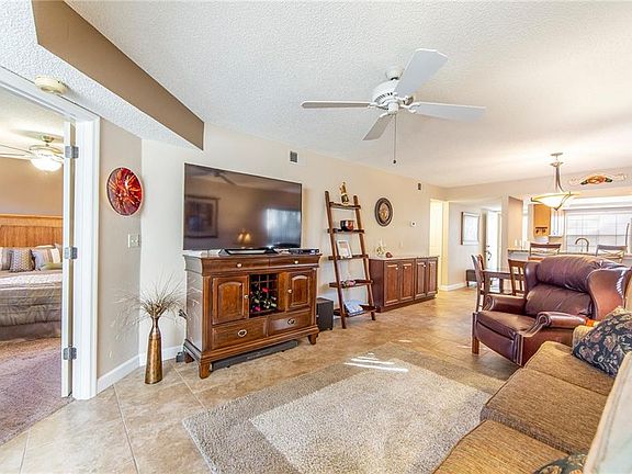 5th image of 2400 Winding Creek Blvd #20A-105