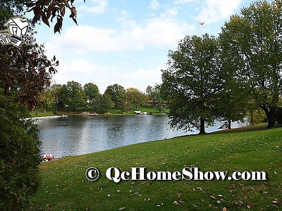 3rd image of 12 Lake Lynnwood