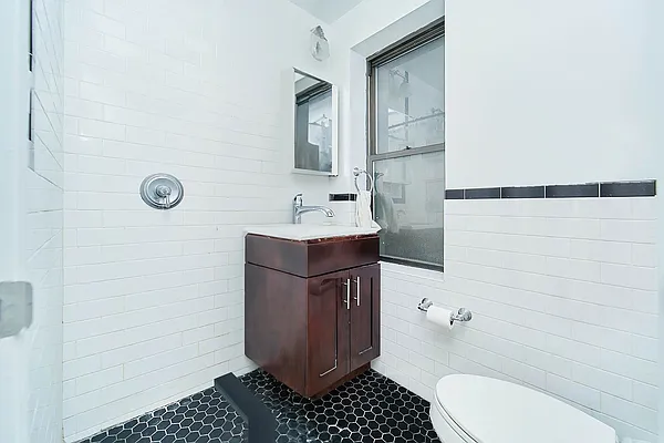 Rented by Living New York | media 15