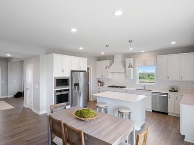 1189 Applewood Ct, Rosemount, MN, 55068