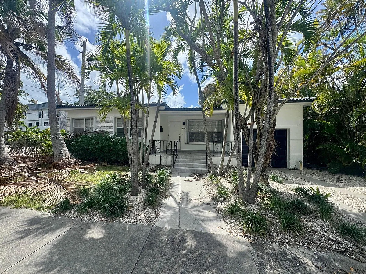 Building Photo - 100 SW 30th Rd