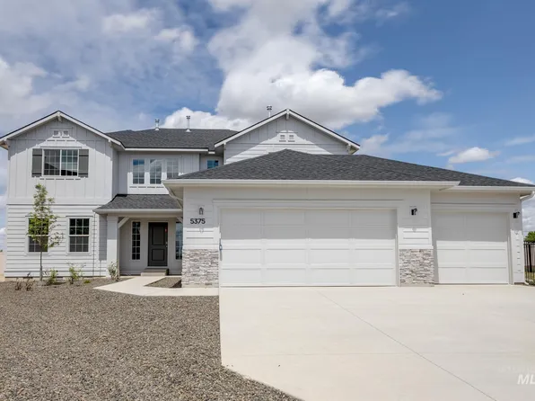 901 Strike Eagle St, Mountain Home, ID 83647