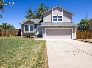 903 Rancher Dr, Fountain, CO 80817