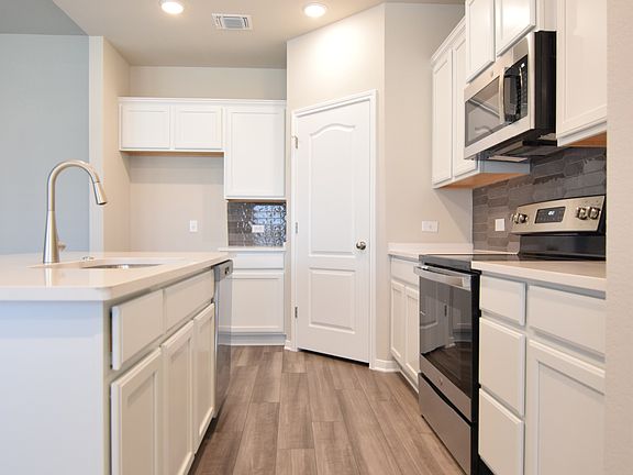 4th image of 1536 Cobble Hill Ct