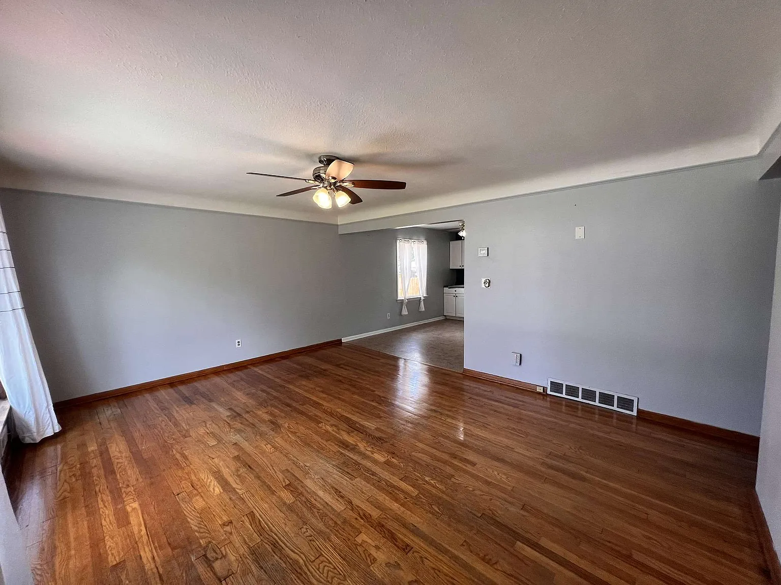 9326 Ackley Rd — Photo 2