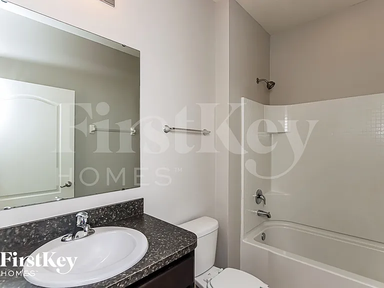 740 Remington Green Dr SE — Photo 13