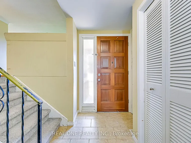 604 Bridle Wood — Photo 4