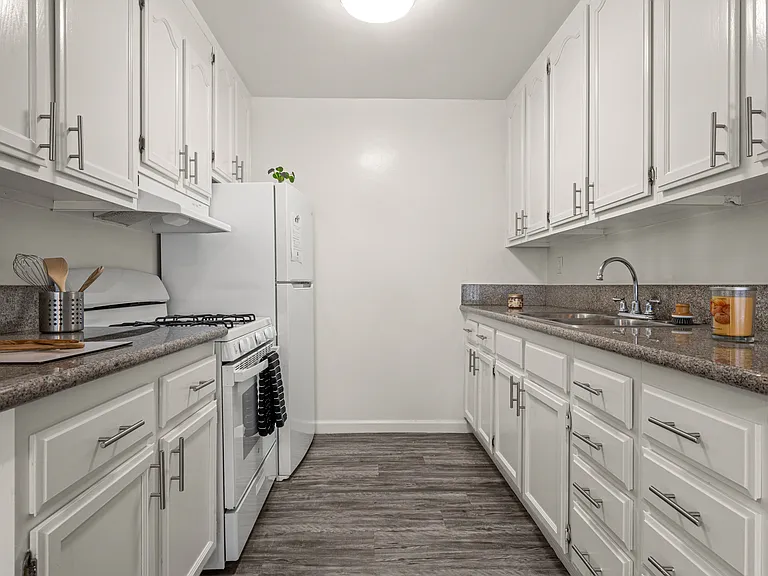 7518 LEXINGTON — Photo 34
