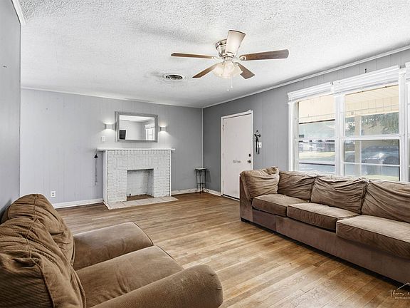 5th image of 1612 Garfield St