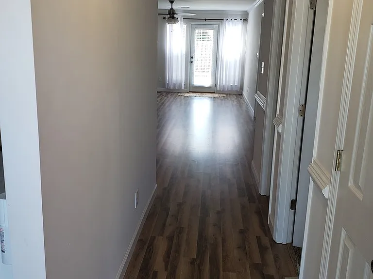 404 Northrop Pl — Photo 2