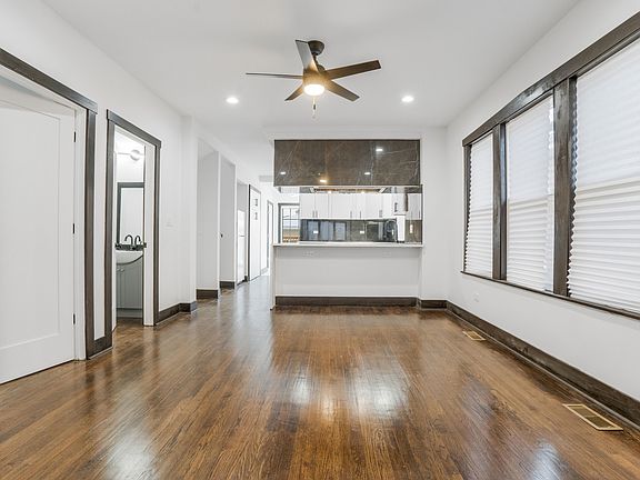 4th image of 5526 S Albany Ave