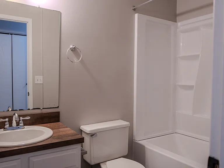 North Park Apartment Homes — Photo 31