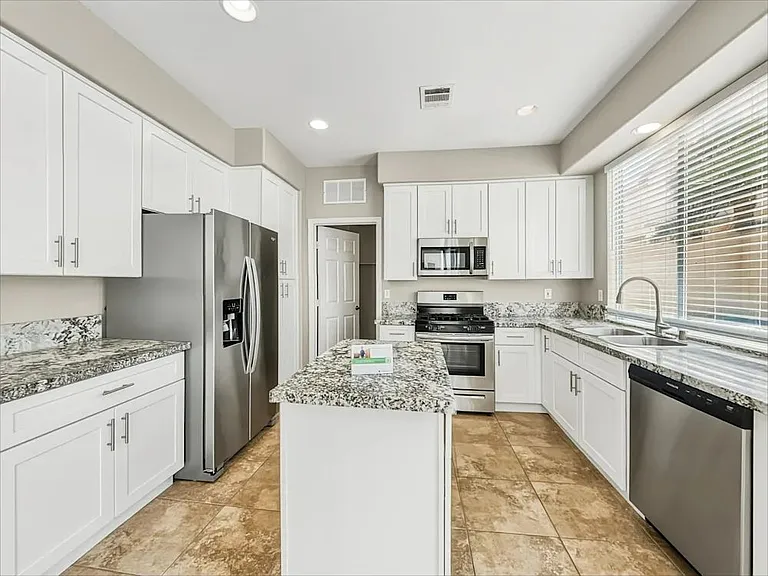 271 Jubilee Rd — Photo 12