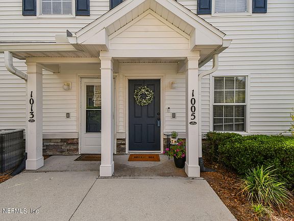 2nd image of 575 OAKLEAF PLANTATION Parkway #1005