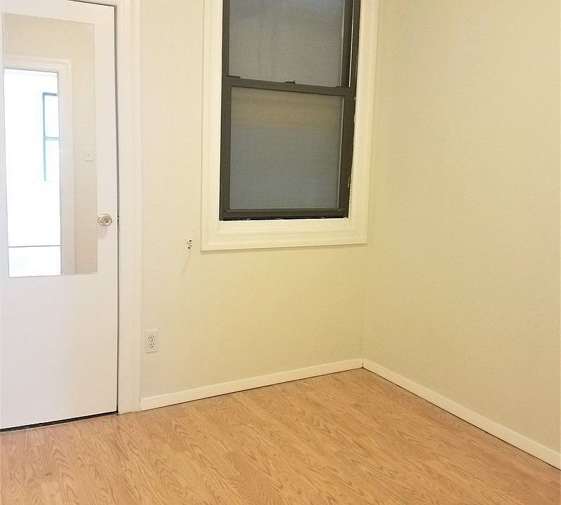2nd image of 217 E 29th St #43-2
