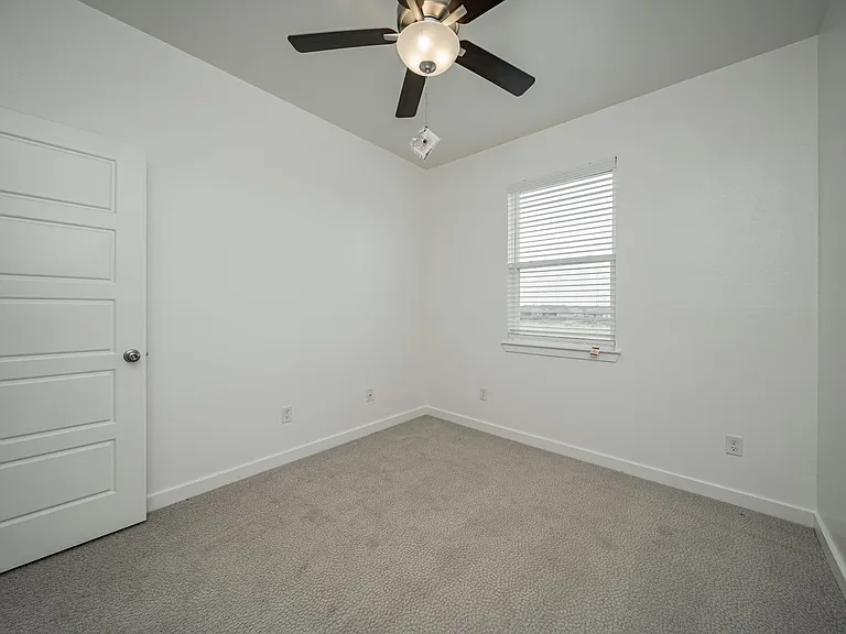 8434 Adelaide Dr — Photo 49