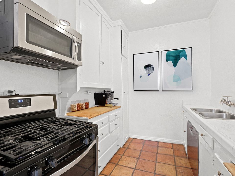 1st image of 1843 N Cherokee Ave APT 314