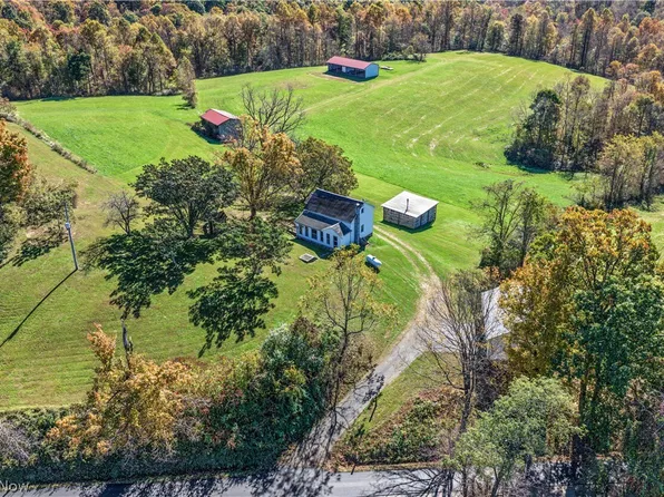 48251 Sykes Ridge Rd, Clarington, OH 43915