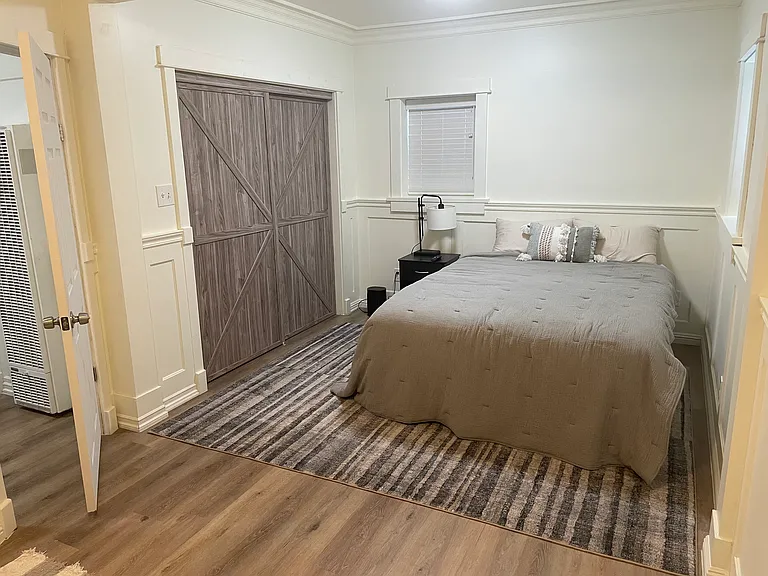 150 Poinsettia Ave — Photo 10