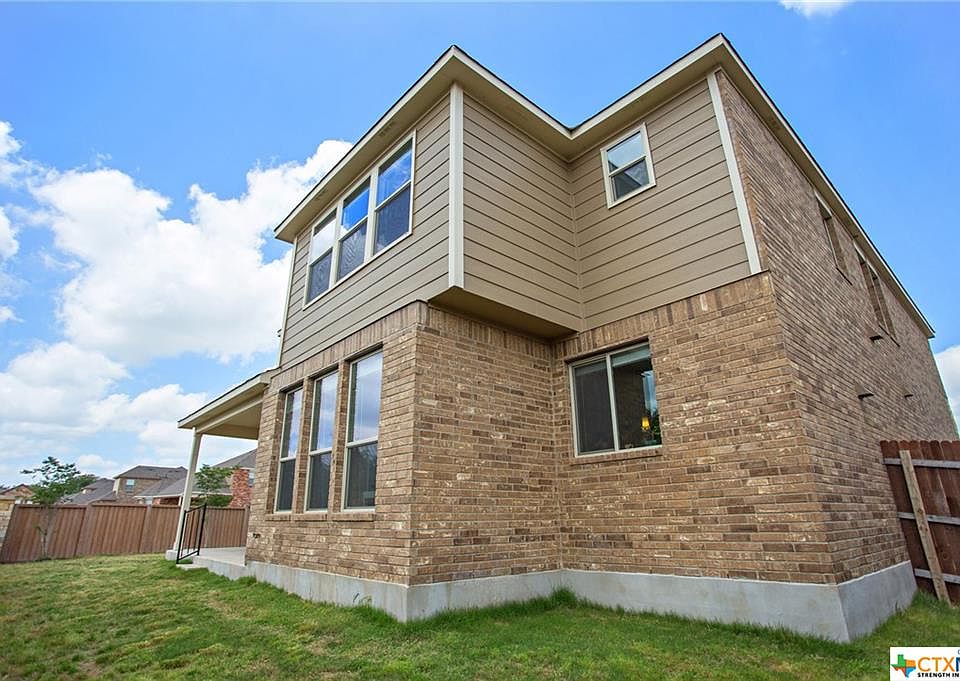 2nd image of 2104 Edson Ct