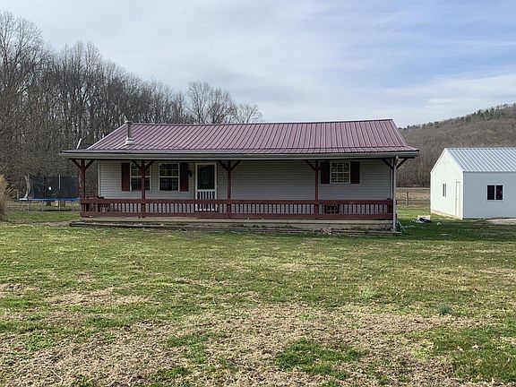 3rd image of 2876 Mudlick Rd