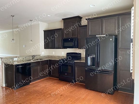 2nd image of 210 Shamrock Dr