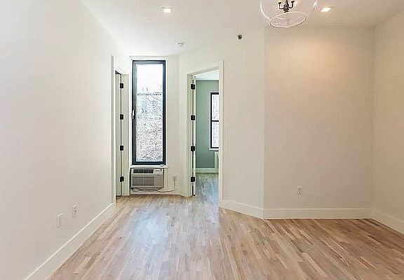 3rd image of 171 Troutman St #4