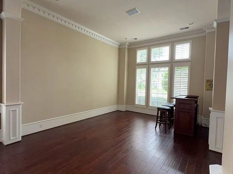 16410 Emilia Ct — Photo 24