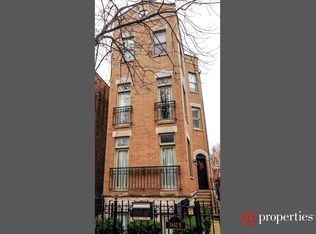 3842 N Lakewood Ave #B, Chicago, IL 60613