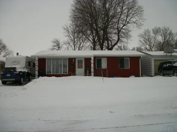 624 E 5th St, Aurelia, IA 51005