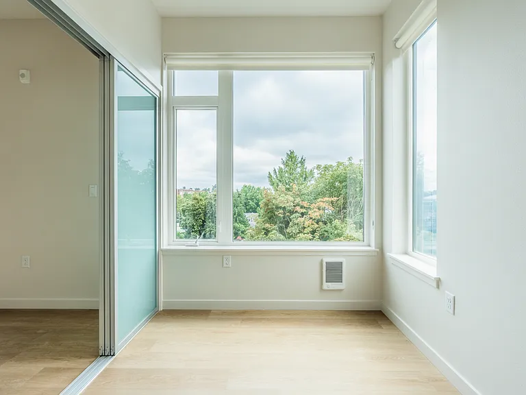Brand New Apartments in the Central Neighborhood! — Photo 16
