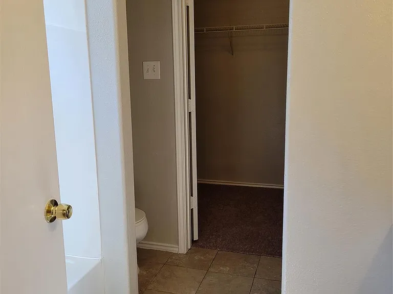 6055 Green Heather Ln — Photo 13