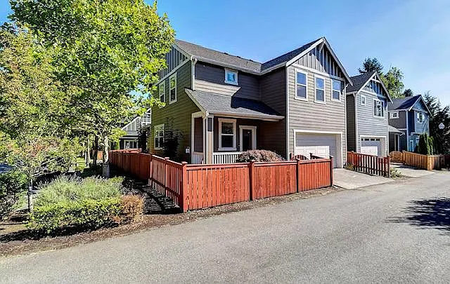 21015 39th Dr SE — Photo 21