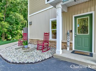 6128 E Fieldstone Hills Dr SE UNIT 7, Caledonia, MI 49316