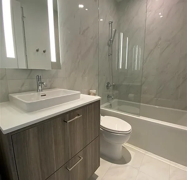 470 Front St W #3010 — Photo 9