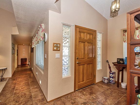 4th image of 1480 E Choctaw Dr