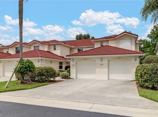 670 Lalique Cir APT 104, Naples, FL 34119