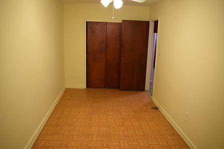 4th image of 3249 Olinville Ave