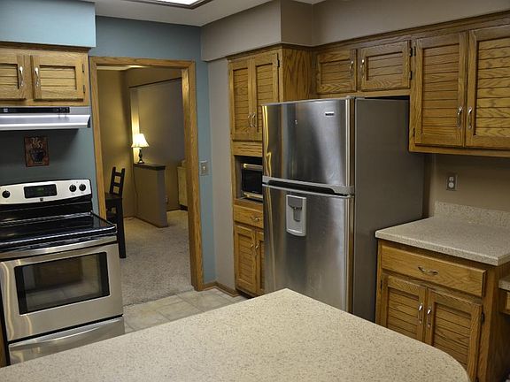 3rd image of 350 152nd St E