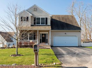 162 Long Run Rd, Drums, PA 18222