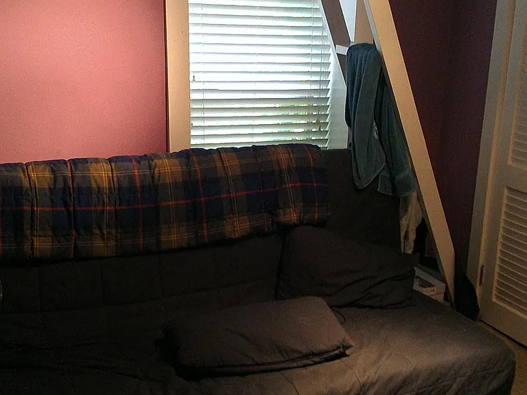 bedroom with loft area