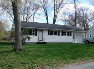 17 Rancourt St, Nashua, NH 03064