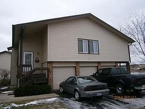 1st image of 1321 Kingsbury Dr Unit 5